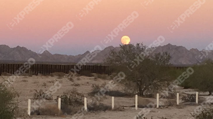 desierto altar superluna
