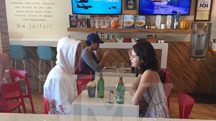 Captan a Justin Bieber y a Selena Gomez juntos en una cafetería de Los  Ángeles