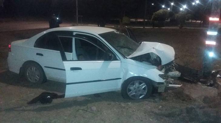 Auto choca en San Carlos, Guaymas, y muere conductor