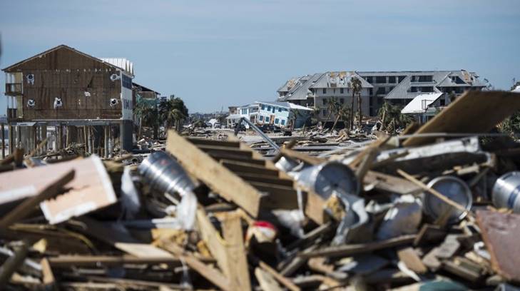 destrozos del huracan en Florida