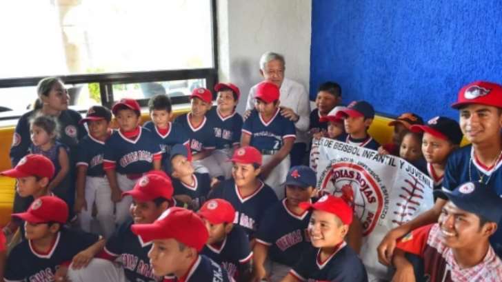 AMLOBeisbol