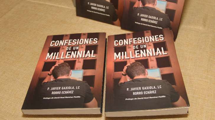 GALERÍA | Javier Gaxiola y Rorro Echávez presentan el libro 'Confesiones de  un Millennial'
