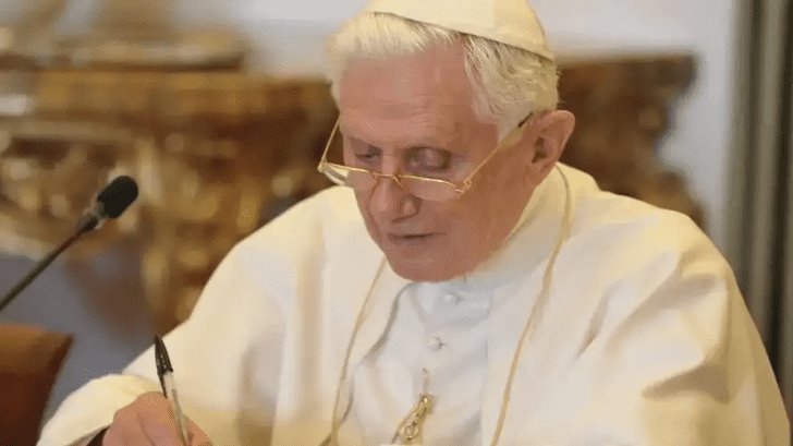 Creador de cuenta fake que difundió muerte Benedicto XVI tiene su historia