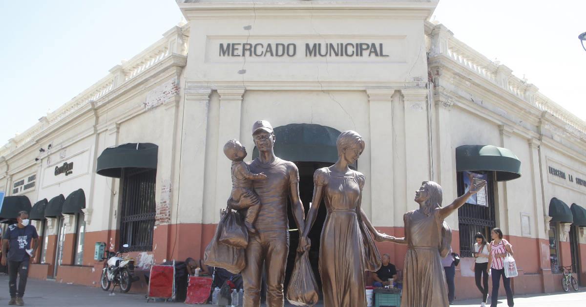 Autoridades confirman daños en baños del Mercado Municipal de Hermosillo