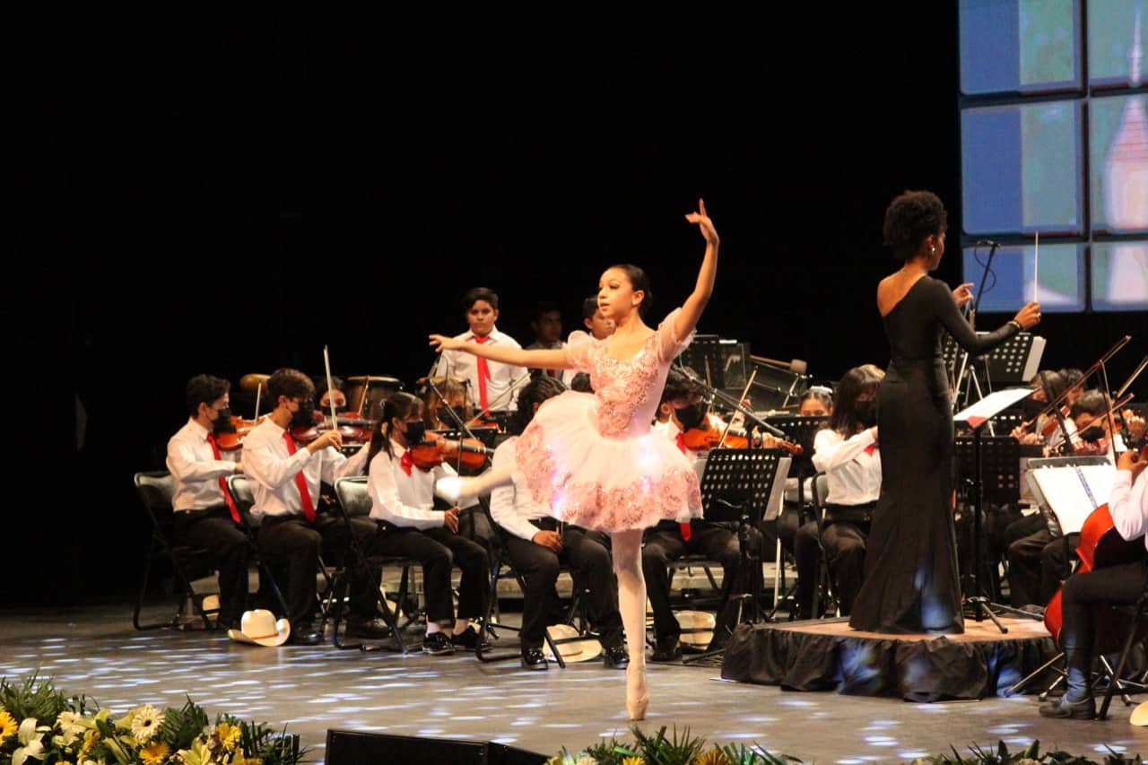 Presentan recital “El Cobre Hecho Arte”