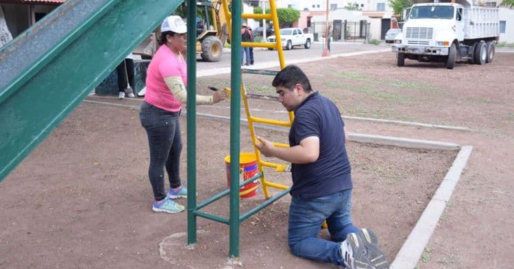 Cajemenses se organizan para limpiar espacios públicos