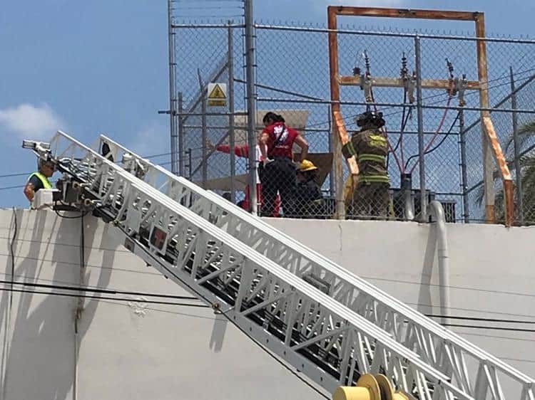 Trabajador sufre golpe de calor y es rescatado por Bomberos de Hermosillo