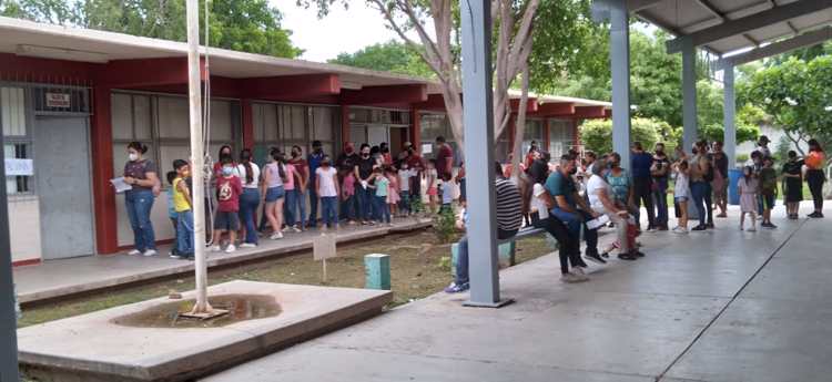 Vacunación de menores de 5 a 11 años inicia con buena respuesta en Navojoa