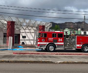 Bombero de Guaymas resulta lesionado tras servicio por fuertes vientos