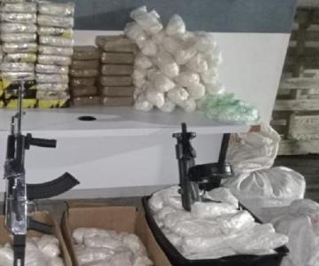 Armas largas y más de 200 kilos de drogas son aseguradas en SLRC