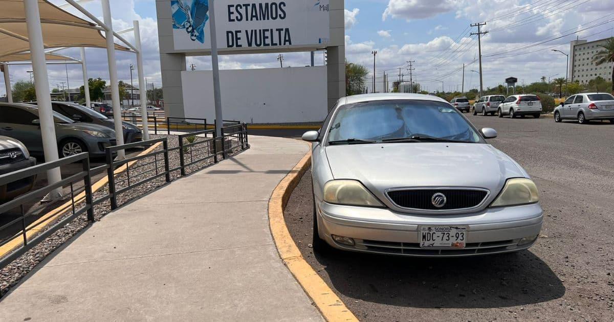 Policía de Hermosillo llama a respetar lugares de estacionamiento