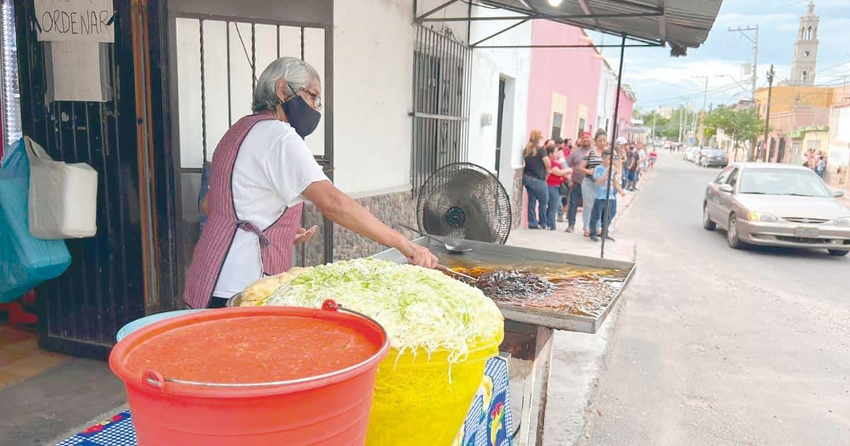 Lupita del Toro, la abuelita de los tacos de nada