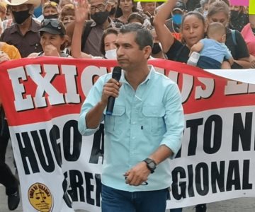 Unión de Usuarios de Hermosillo marcha contra la CFE