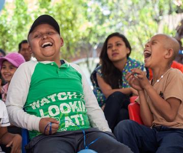 Asociación mexicana recauda dinero para tratamiento contra el cancer