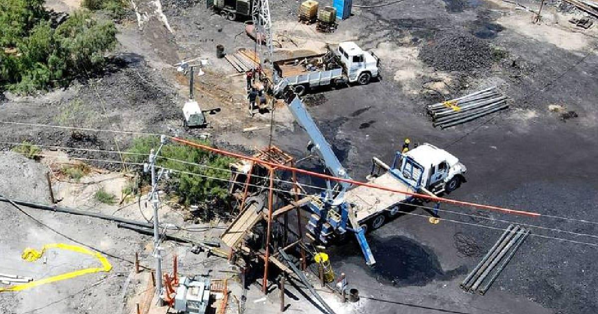 Extranjeros recorren la mina de Coahuila para validar equipo de rescate