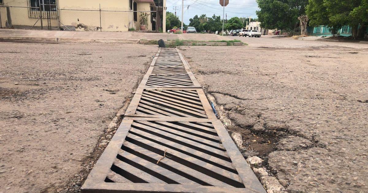 Frenan robos de rejillas pluviales en Ciudad Obregón tras reforzamiento