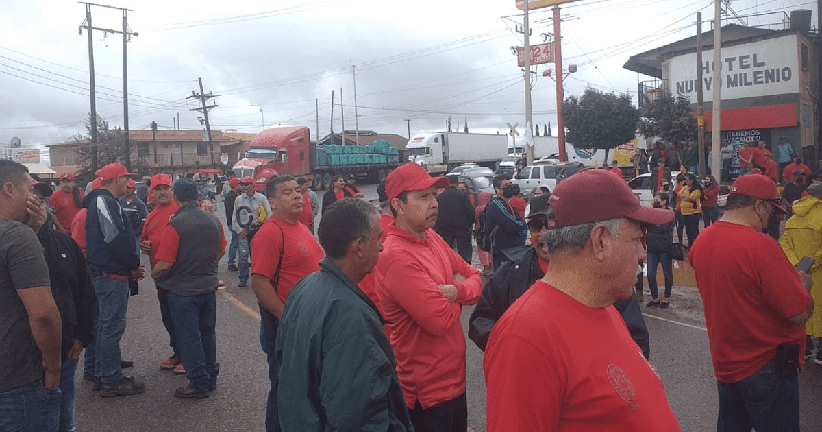 Mineros retiran bloqueo en la Cananea-Imuris; acuerdan reunión con la Segob