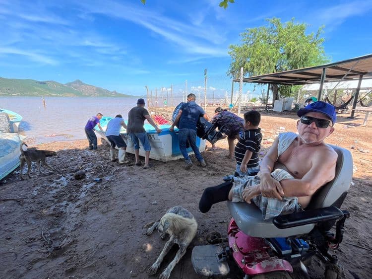 Familia Jiménez pierde todo en inundación por cuarta vez