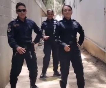 Detienen a cinco policías en horario laboral por grabar TikToks
