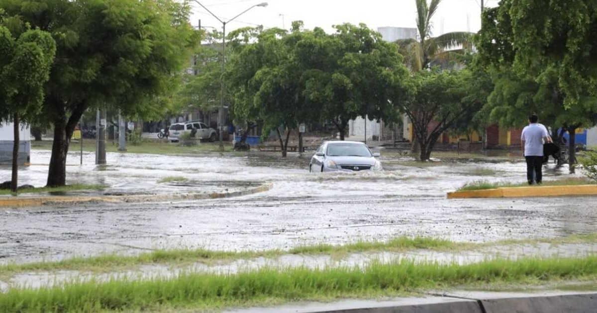 Inundaciones en Culiacán arrastran personas y vehículos