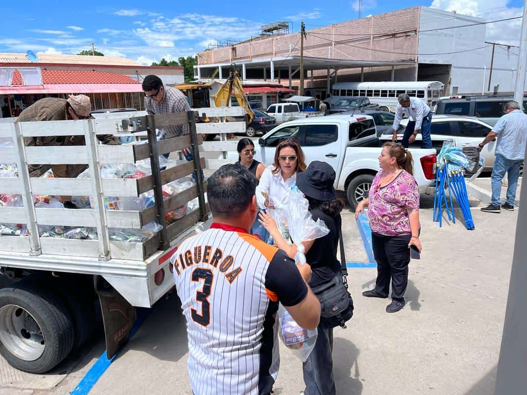 EXPRESO entrega ayuda a damnificados de Empalme y Guaymas