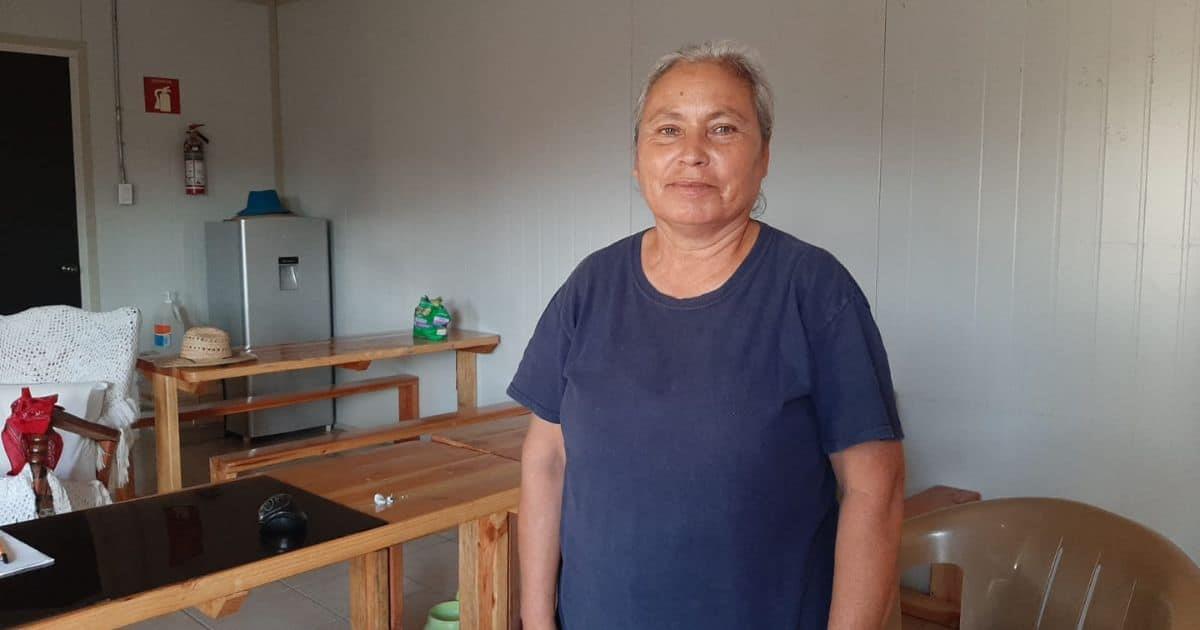 Sarita lleva 10 años dando amor y comida a niños en invasión Guayacán