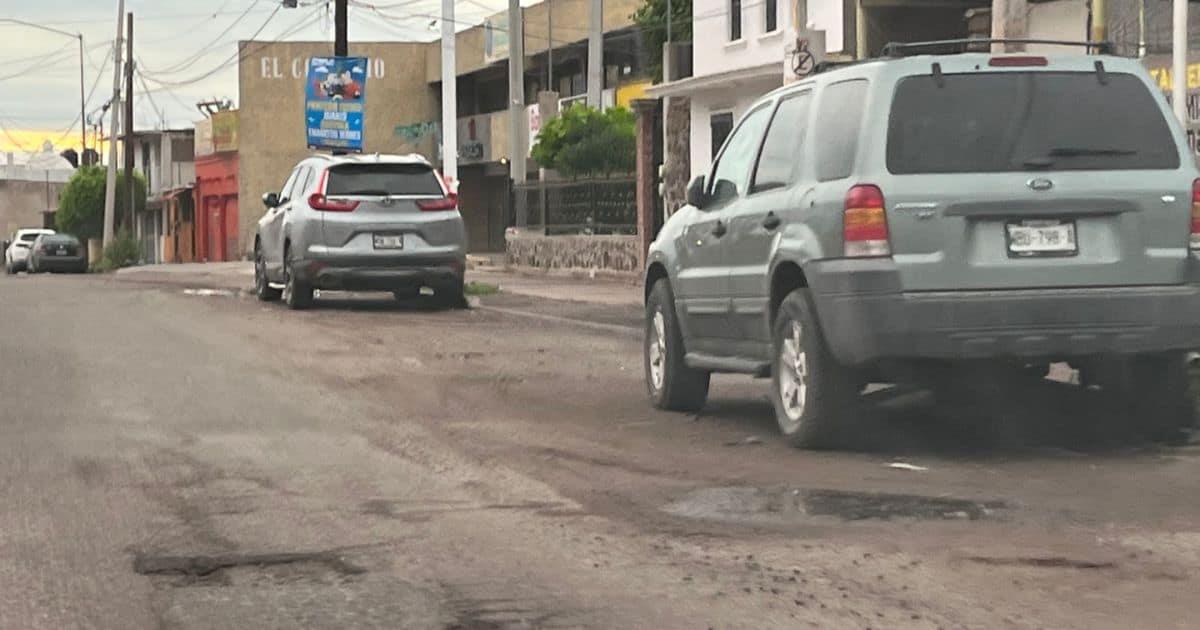 Guaymas: asegura director de Obra Pública gran avance en bacheo