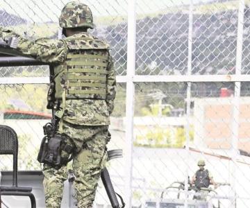 AMLO llama a oposición apoyar que Ejército siga en las calles