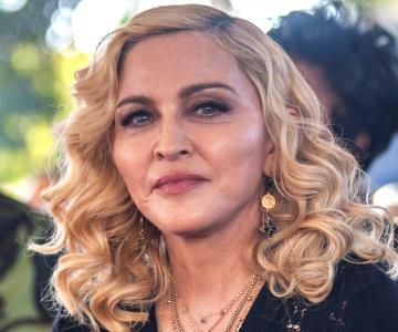 Beso entre Madonna Y Tokischa genera especulaciones sobre su relación