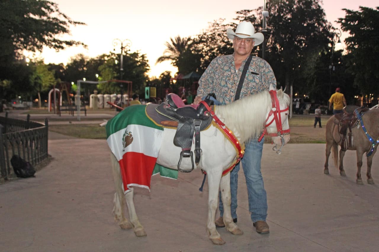 Se pintan de colores patrios