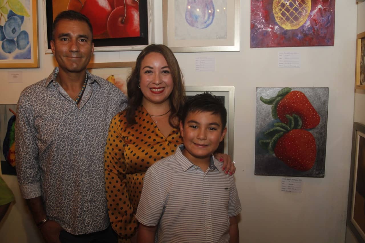 Jóvenes artistas llevan a cabo exposición Arte somos