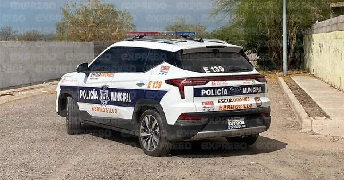 Policías salvan a menor que no podía respirar durante crisis emocional