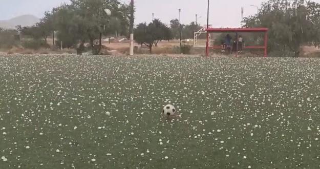 Cae granizo del tamaño de pelotas de golf en Hermosillo