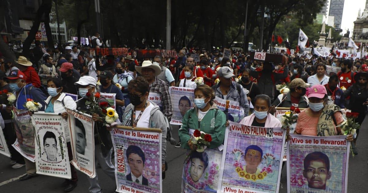 Asciende el costo por daños derivado de la marcha por Ayotzinapa: Canaco