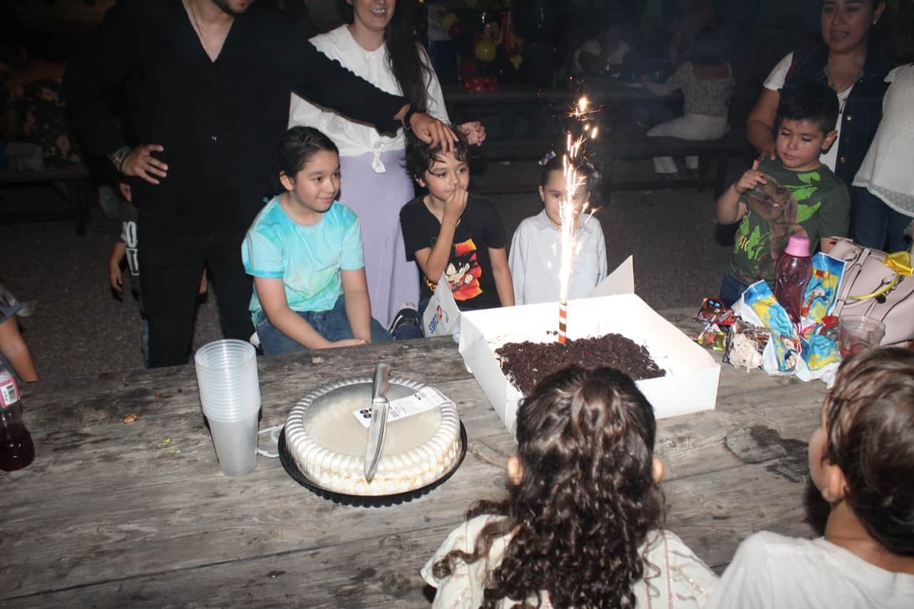 Festeja César su décimo cumpleaños