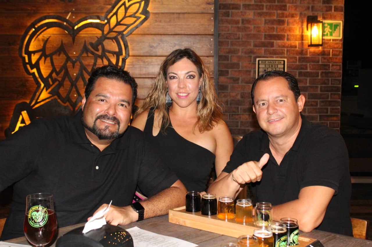 Gran ambiente en Amante Brew Hermosillo