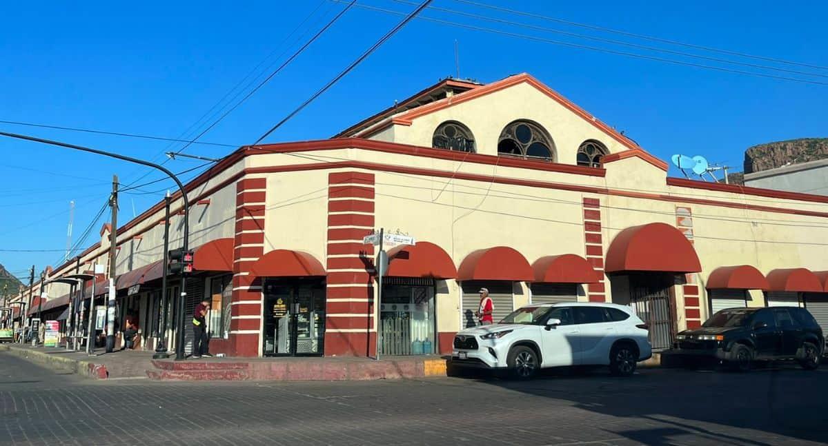 Avanza primer etapa de rehabilitación del mercado municipal en Guaymas