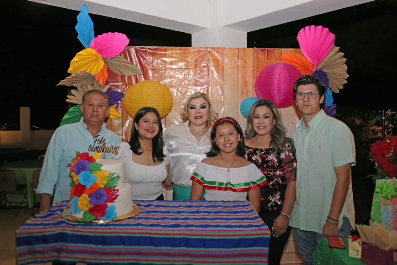 Un festejo muy mexicano para Alejandra