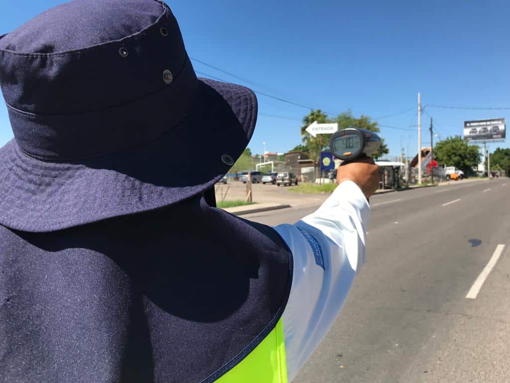 Ojo con cuánto le pisas; instalan filtros con pistolas de velocidad