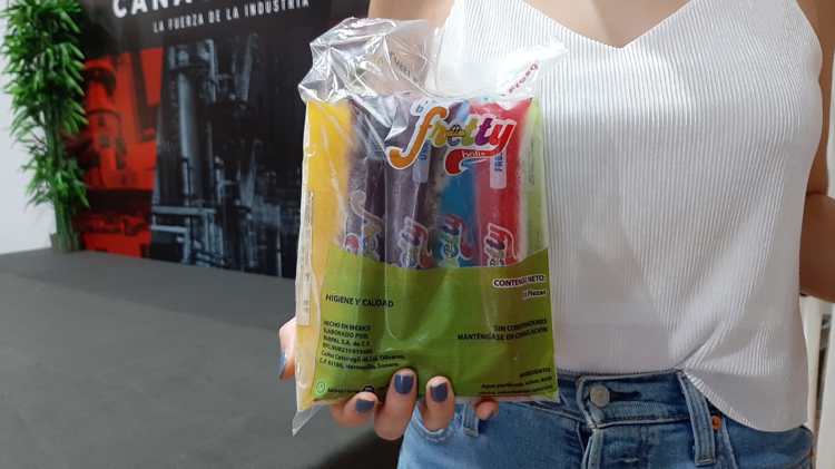 Joven emprendedora lleva su propia marca de bolis a las tiendas