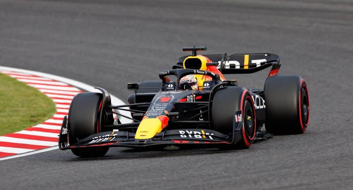 Expiloto explota contra actuación de Max Verstappen en el GP de Brasil