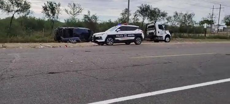 Fuerte volcamiento en carretera a Kino deja dos lesionados