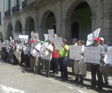 Pobladores de Tehuantepec protestan contra Pemex