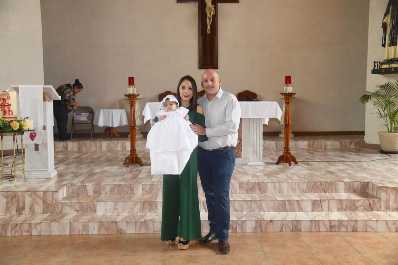 Es recibida en la fe católica Ana Emilia