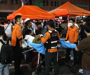 Estampida en Seúl deja más de 100 muertos