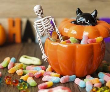 Alerta Nogales sobre revisar dulces en Halloween por posible droga