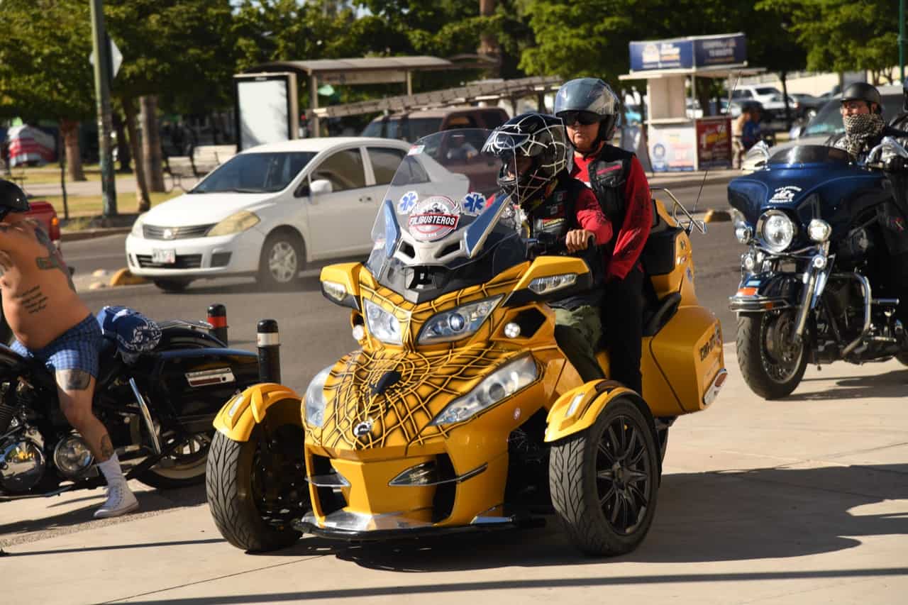 Tienen bikers gran fiesta sobre ruedas