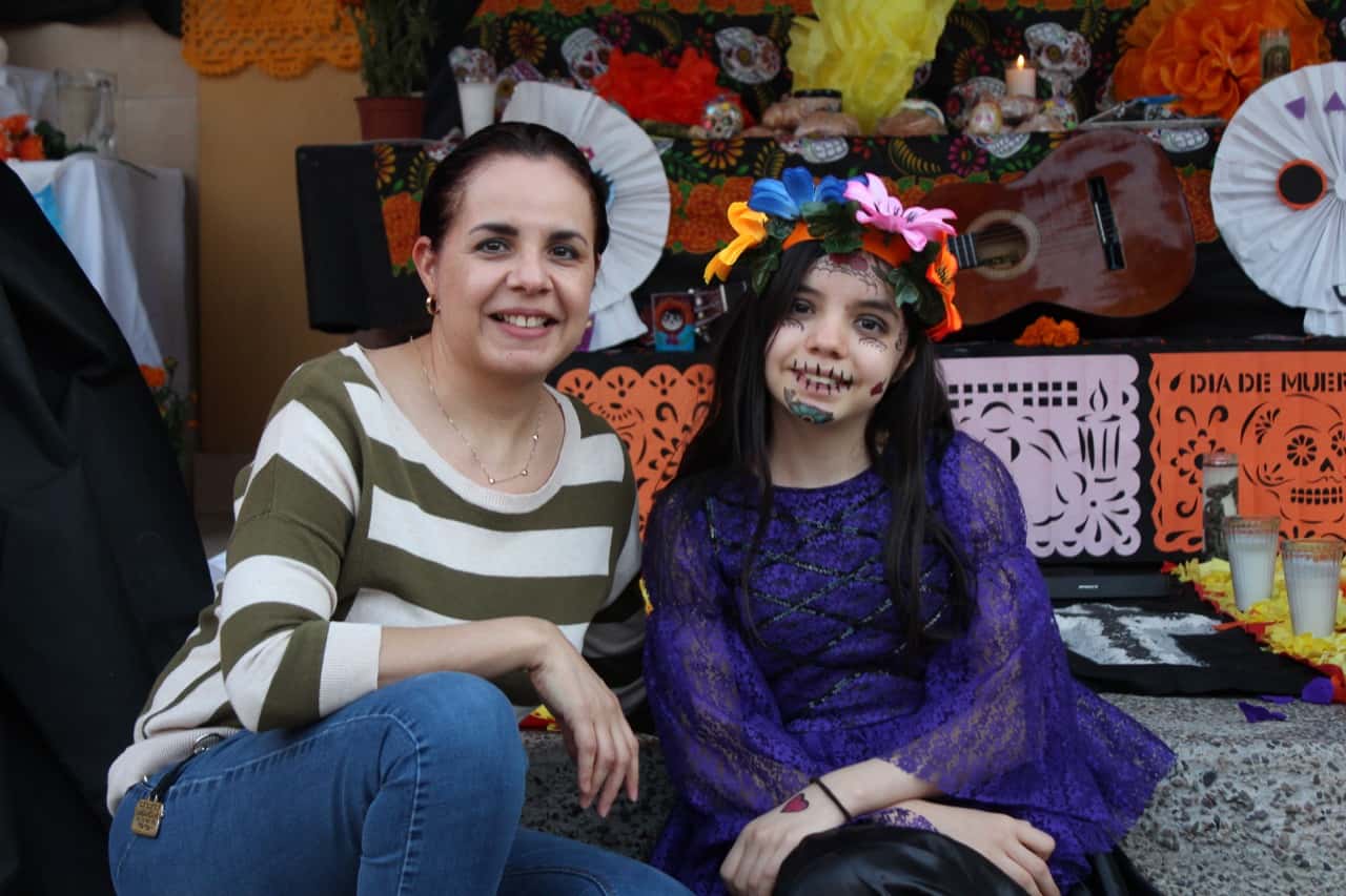 Festeja Colegio Lux el Día de Muertos