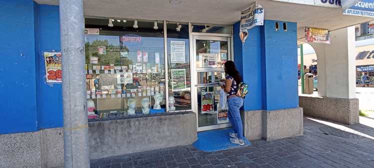 Aumentan ventas en farmacias tras el cambio de clima
