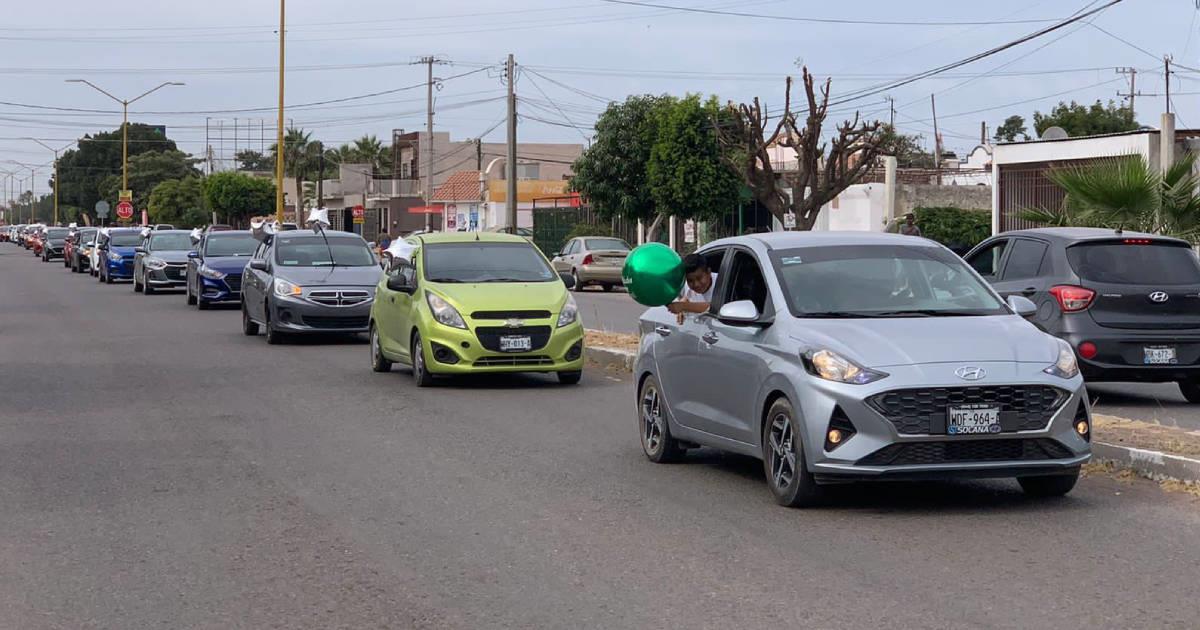 Choferes de aplicación han llevado sin costo a sus quimios a 350 personas